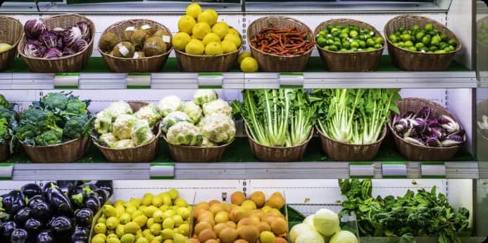 تصویر 2 از یخچال صنعتی میوه با نمایش جذاب و سرمایش یکنواخت